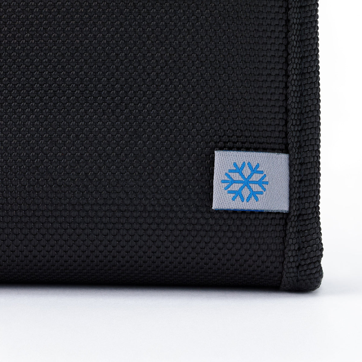 freezable-chill-board-large-z5 freezable-chill-board-large-black-ecofreeze-plus-zoom-tag.jpg