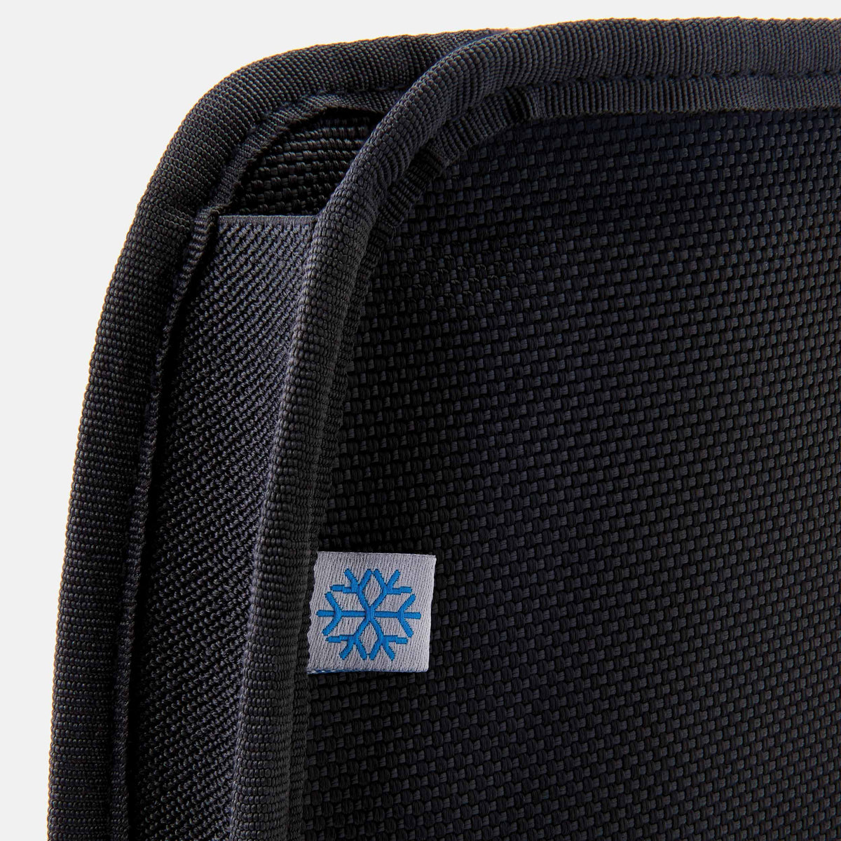 freezable-wine-cooler-z3 freezable-wine-cooler-black-zoom-snowflake-tag.jpg